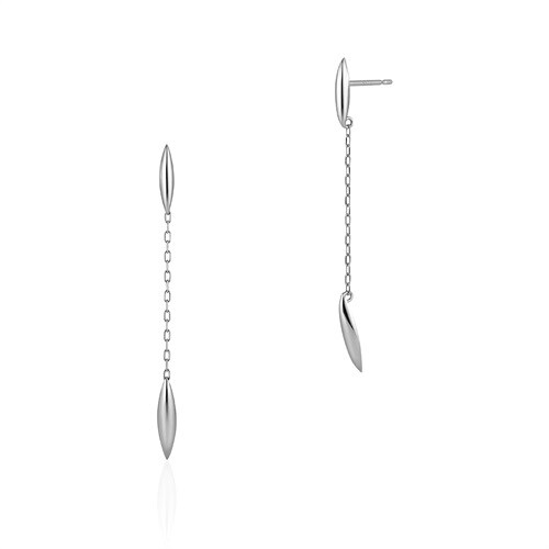 プラチナ ピアス