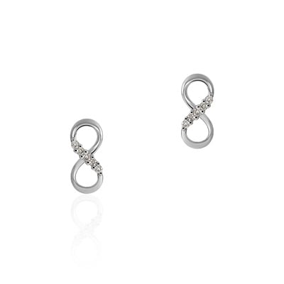 プラチナ ピアス