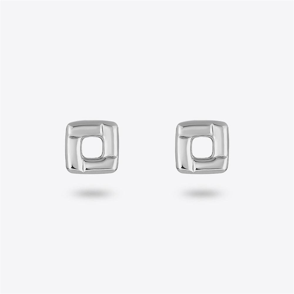 プラチナ ピアス