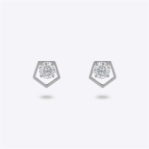 プラチナ ピアス