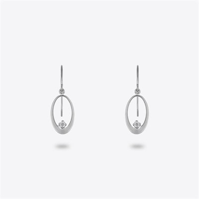 プラチナ ピアス