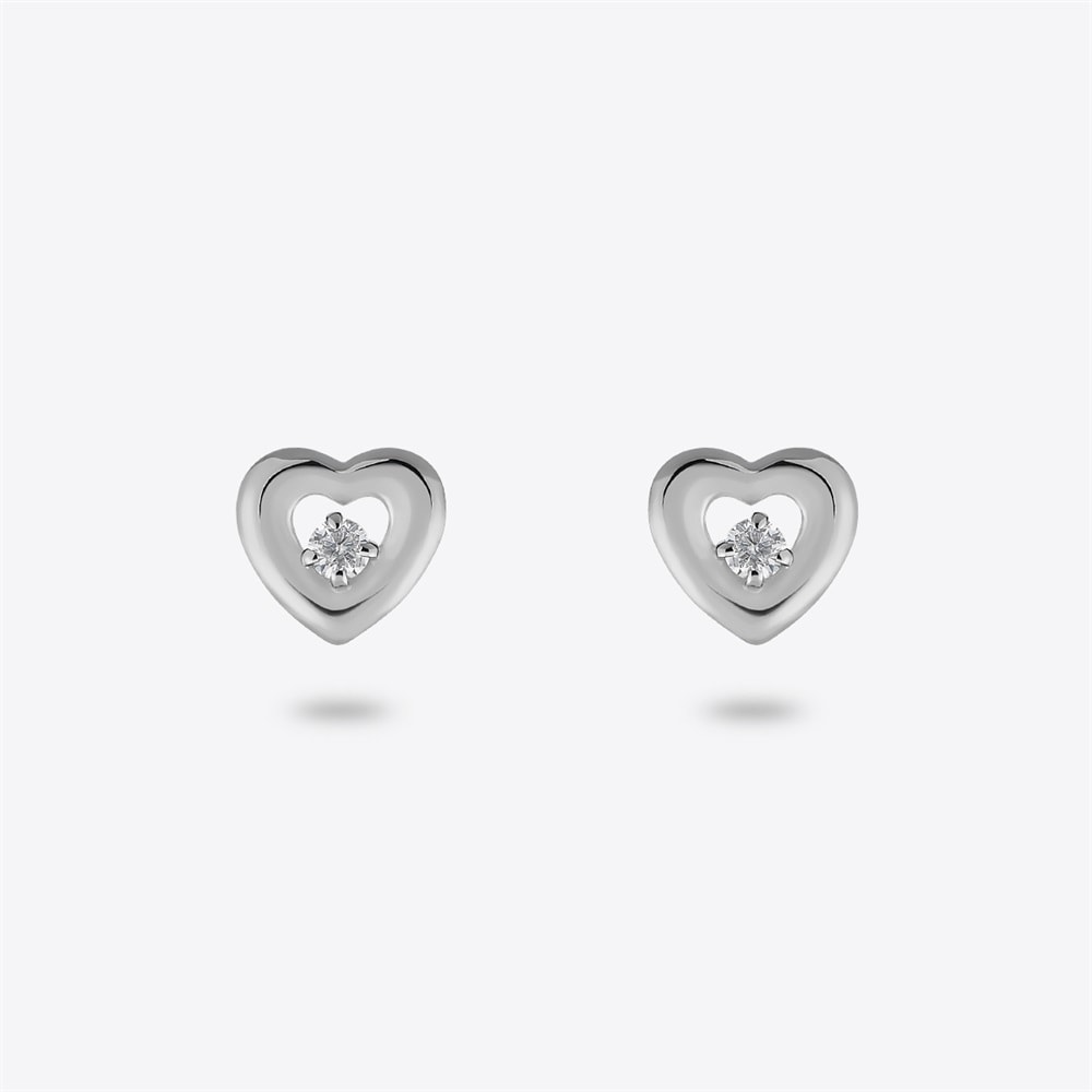 プラチナ ピアス